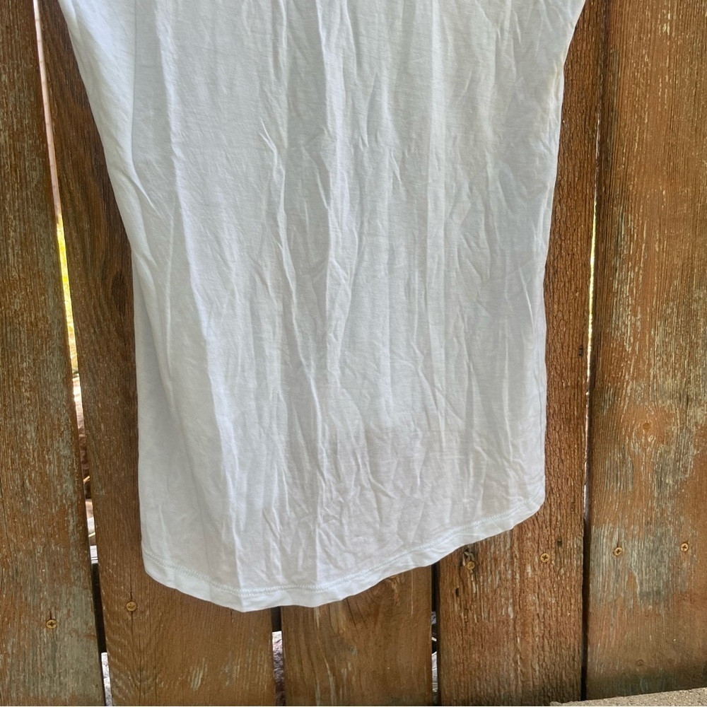 J CREW Women’s Pale Blue Lyocell Round Neck Lightweight Short Sleeve Size‎ Small - Picture 8 of 11